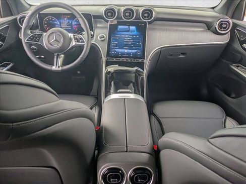 New 2026 Mercedes-Benz GLC 300 image 12