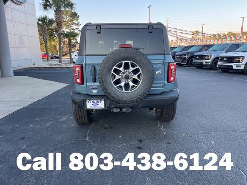 Used 2022 Ford Bronco Badlands image 27