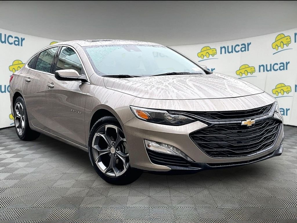 Used 2024 Chevrolet Malibu LT FWD image 1