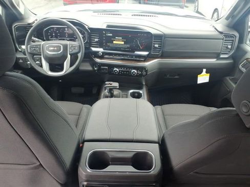 Used 2024 GMC Sierra 1500 Elevation image 10