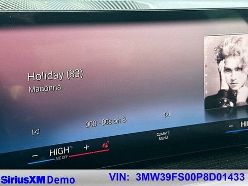 Used 2023 BMW 330e xDrive w/ Convenience Package image 36