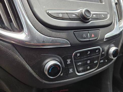 Used 2023 Chevrolet Equinox LT FWD image 8