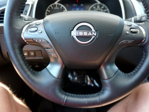Used 2024 Nissan Murano SV image 19