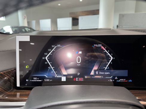 New 2026 BMW X5 sDrive40i w/ M Sport Package image 17