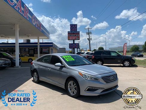 Used 2015 Hyundai Sonata SE w/ Option Group 09 FWD image 1