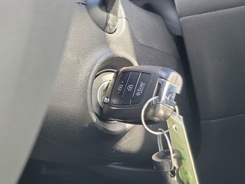 Used 2023 Hyundai Tucson SE image 27