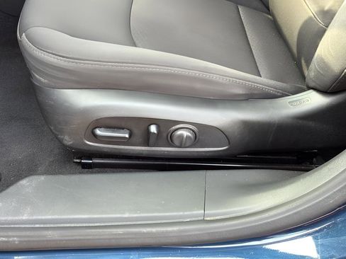 Used 2020 Chevrolet Malibu LT FWD image 8
