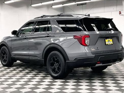 Used 2023 Ford Explorer Timberline w/ Timberline Technology Package AWD/4WD image 3