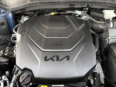Used 2025 Kia Telluride S FWD image 46