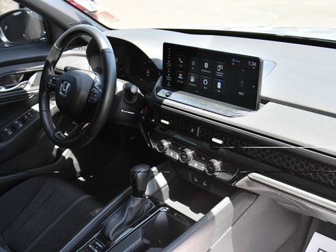 Used 2024 Honda Accord Sport image 42