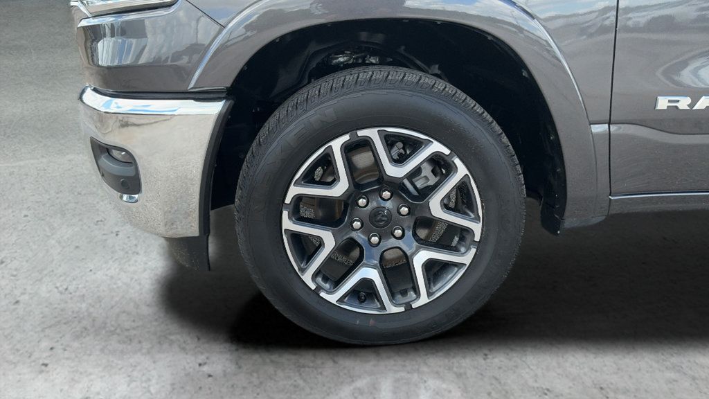 Used 2026 RAM 1500 Laramie AWD/4WD image 26