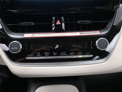 New 2026 Toyota Highlander Limited image 9