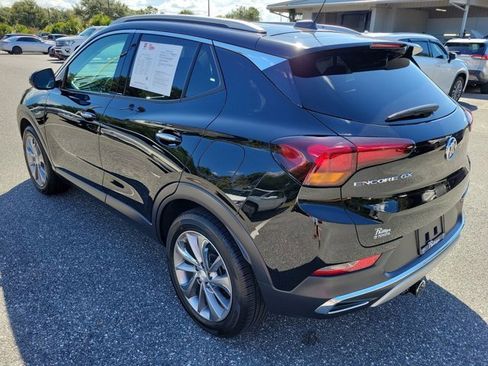 Used 2023 Buick Encore GX Essence w/ Experience Buick Package image 12