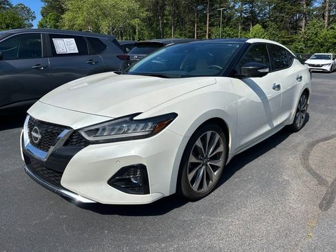 Certified 2023 Nissan Maxima Platinum w/ Sport Mat Group FWD image 1