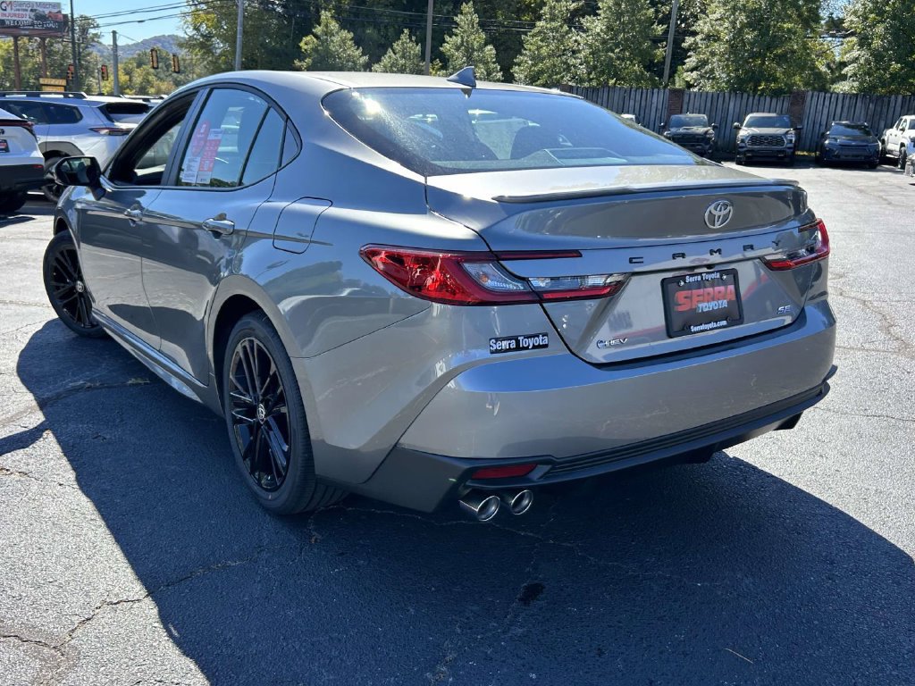 New 2027 Toyota Camry SE FWD image 5