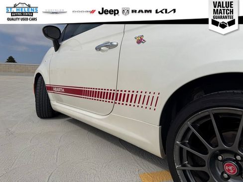 Used 2019 FIAT 500 Abarth w/ Popular Equipment Package FWD image 5
