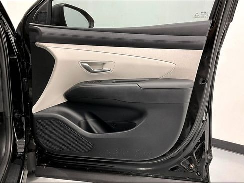 Used 2025 Hyundai Tucson SEL FWD image 23
