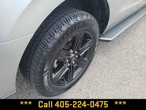 Used 2021 Ford Expedition XLT image 13