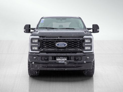 Used 2024 Ford F250 Lariat w/ Sport Appearance Package image 8