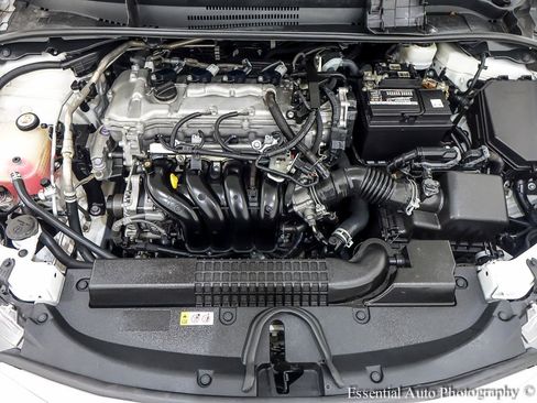 Used 2021 Toyota Corolla LE FWD image 31
