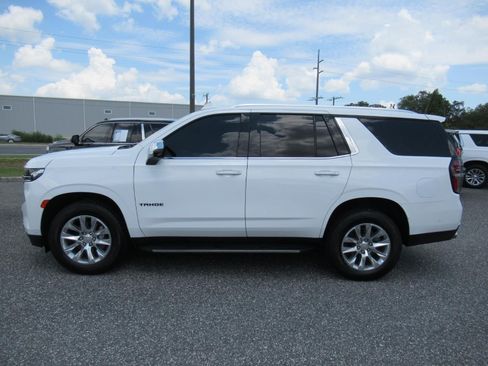 Used 2023 Chevrolet Tahoe Premier w/ Advanced Technology Package RWD image 4