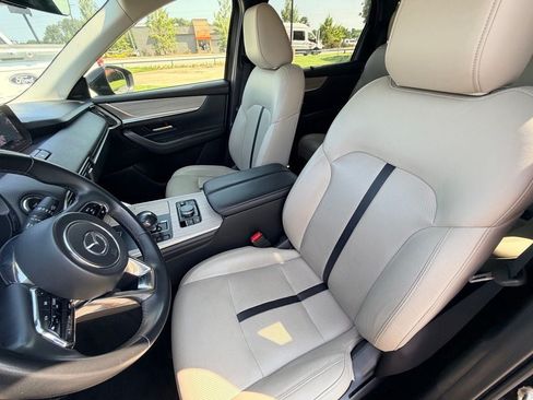 Used 2024 MAZDA CX-90 3.3 Turbo w/ Premium Package AWD/4WD image 25