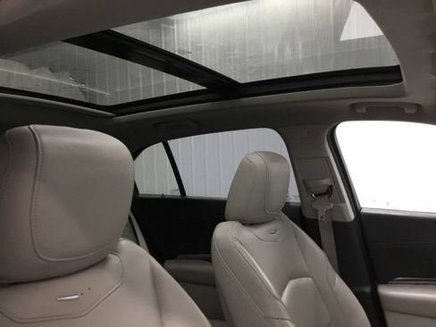 Used 2019 Cadillac XT4 Luxury w/ Cold Weather Package AWD/4WD image 36