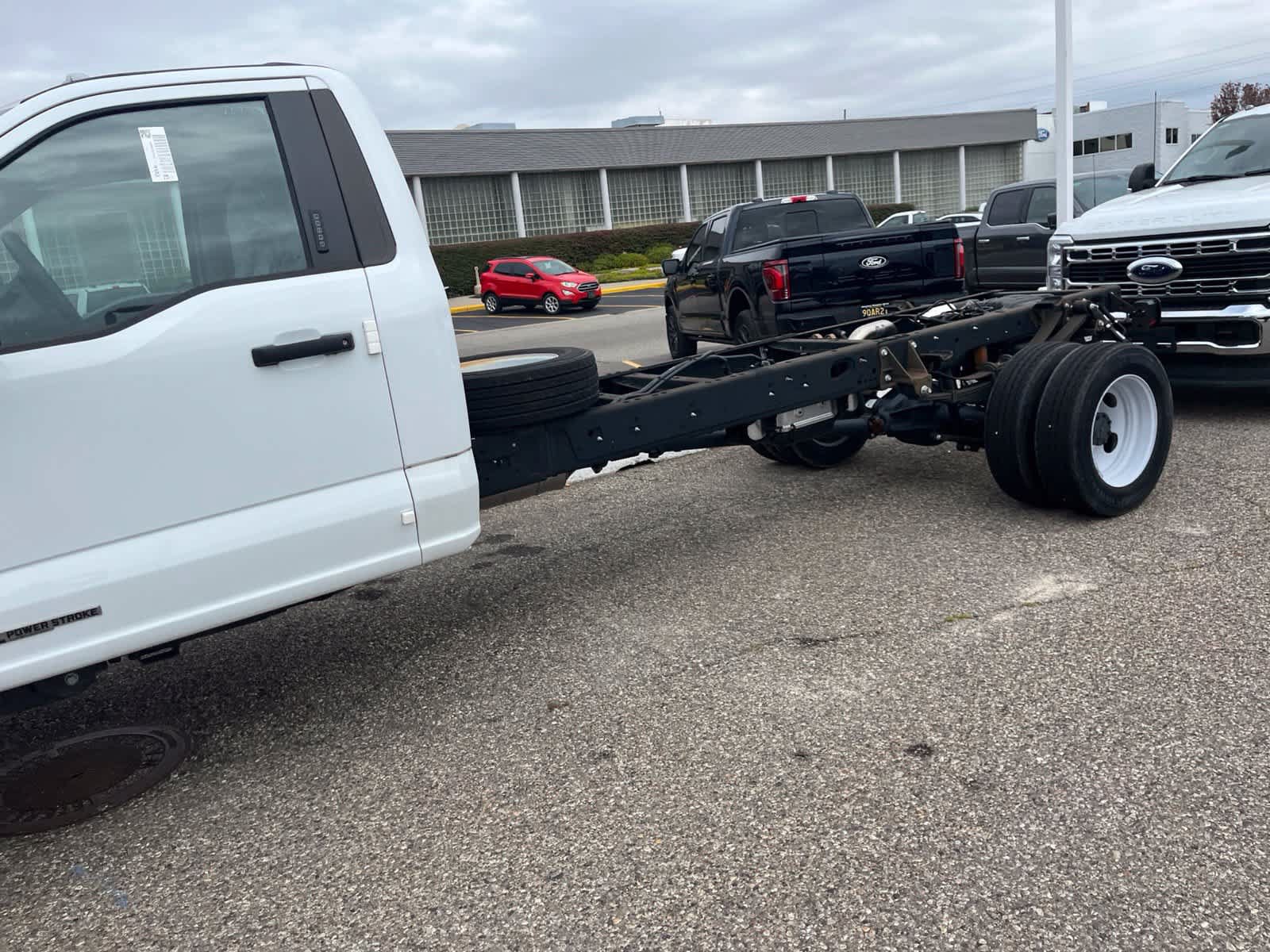 Used 2023 Ford F450 XLT w/ XLT Value Package RWD image 6