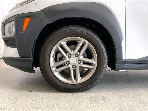 Used 2019 Hyundai Kona SE FWD image 6