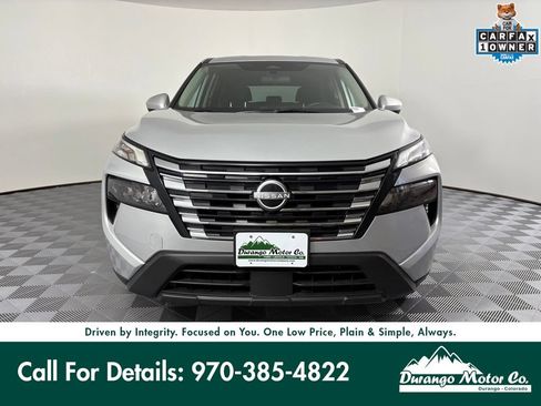 Used 2025 Nissan Rogue SV AWD/4WD image 3