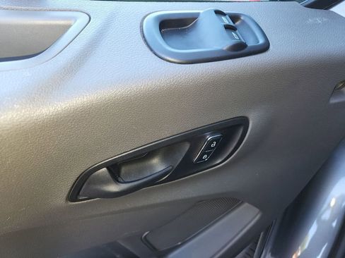 Used 2024 Ford Transit 350 XLT image 32