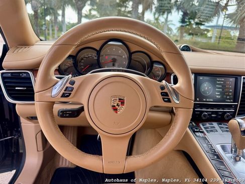 Used 2012 Porsche Panamera 4S image 27