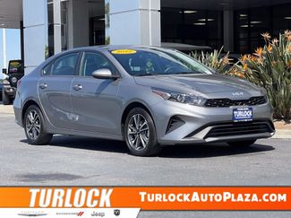 Used 2022 Kia Forte LXS FWD video 1