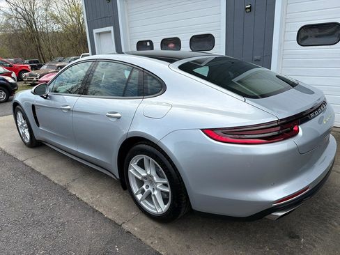 Used 2018 Porsche Panamera 4 AWD/4WD image 6