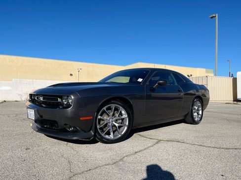 Used 2020 Dodge Challenger GT image 1