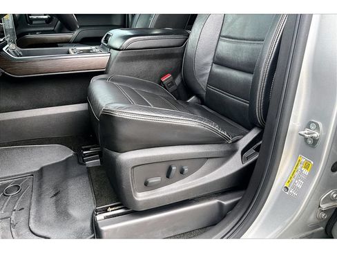 Used 2017 GMC Sierra 1500 Denali w/ Denali Ultimate Package AWD/4WD image 27