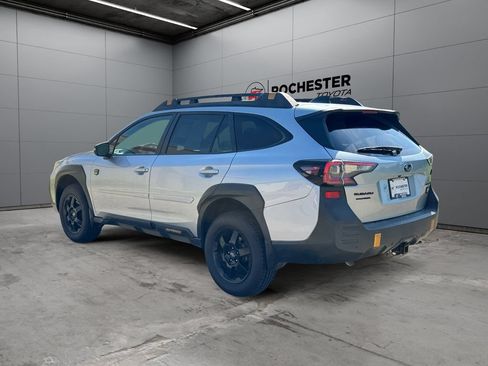 Used 2022 Subaru Outback Wilderness AWD/4WD image 3
