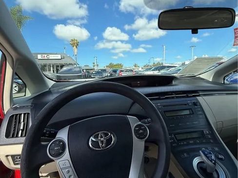 Used 2010 Toyota Prius FWD image 9