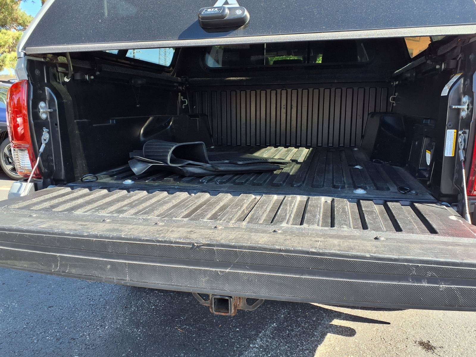 Used 2019 Toyota Tacoma TRD Sport AWD/4WD image 27