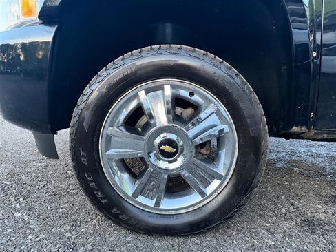 Used 2013 Chevrolet Silverado 1500 LTZ image 9