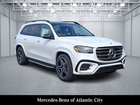 New 2026 Mercedes-Benz GLS 450 4MATIC image 1