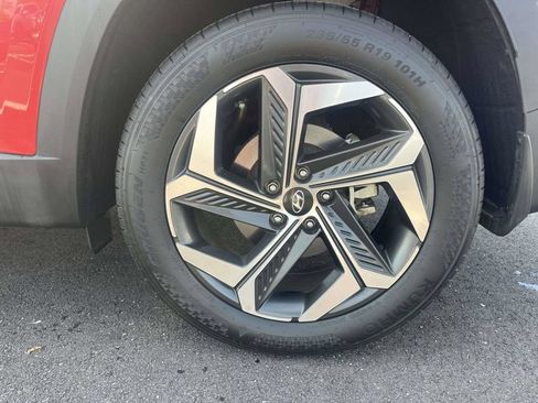 Certified 2023 Hyundai Tucson Limited FWD image 9