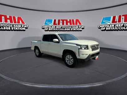 Used 2024 Nissan Frontier SV w/ SV Convenience Package