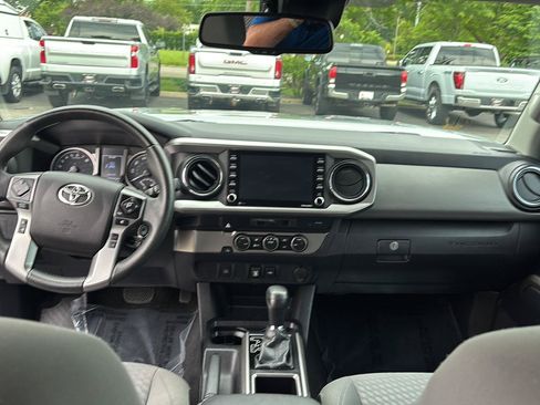 Used 2021 Toyota Tacoma SR5 RWD image 25