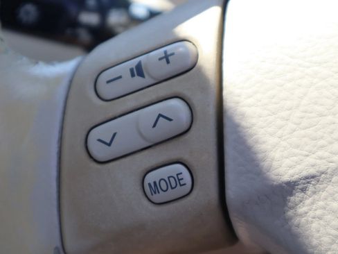 Used 2004 Toyota Solara SLE FWD image 22