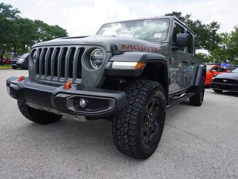Used 2021 Jeep Gladiator Mojave w/ Dual Top Group AWD/4WD image 23