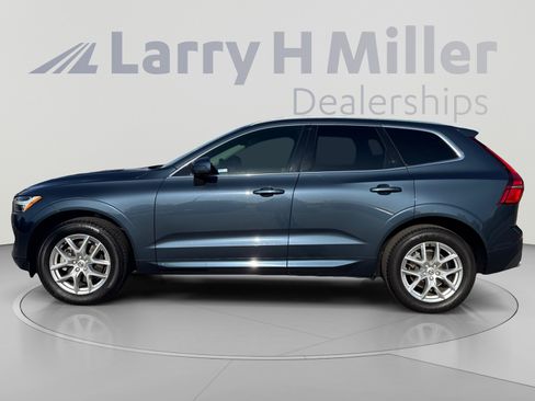Used 2021 Volvo XC60 T5 Momentum w/ Advanced Package AWD/4WD image 2