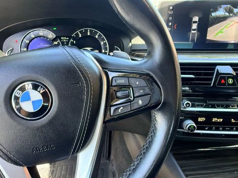 Used 2018 BMW 530i image 24