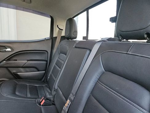 Used 2019 GMC Canyon Denali image 10