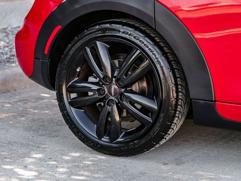 Used 2015 MINI Cooper S image 46